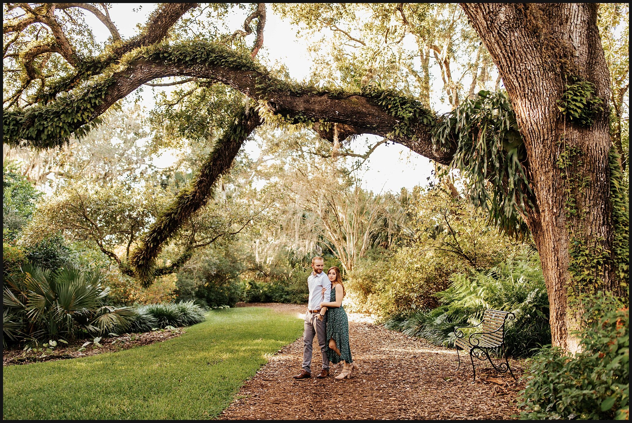 Bok-Tower-Engagement-Photorgapher-Orlando-Wedding-Photographer_0017.jpg